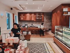 大堂-星巴克臻选(广州沙面店)