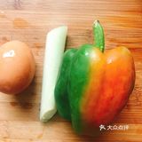 超级快手简单的菜谱之辣椒炒鸡蛋