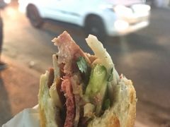 -Bánh Mì Huynh Hoa