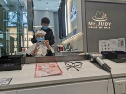 -Mr.JUDY洗个头发