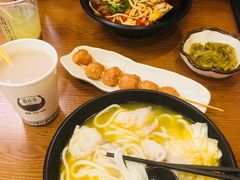 -鑫花溪牛肉米粉(凤凰街创始总店)
