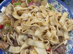 -三江源美食城