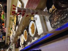 -新地标自助烤肉美食汇(红街商业广场店)