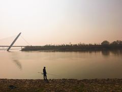 -南京眼步行桥