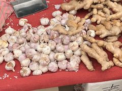 -何庄子阿米玛玛农产品批发市场