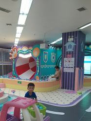 -孩子王童乐园(洛阳万达店)