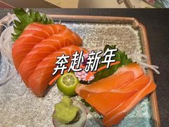 -铭牛烧肉·和牛海鲜自助(高新月牙湖店)