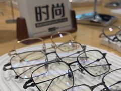 -Eziwish眼镜·蔡司授权店