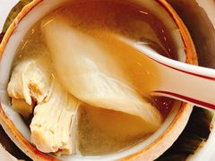 椰皇花胶炖鸡-天龙轩(香港丽思卡尔顿酒店)