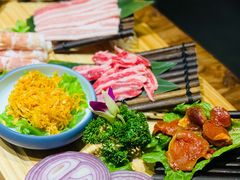 -明洞阿姨·韩式酱蟹烤肉·创意料理(三元桥店)