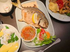 -大头虾越式风味餐厅(光明广场店)