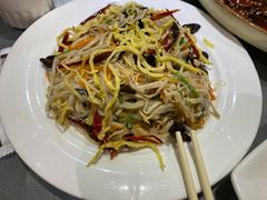 素八丝-春江饭店(共青团路总店)