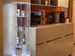 -新蝶变皮肤管理中心