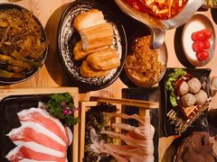 -湊湊火锅·茶憩(杭州湖滨银泰in77店)