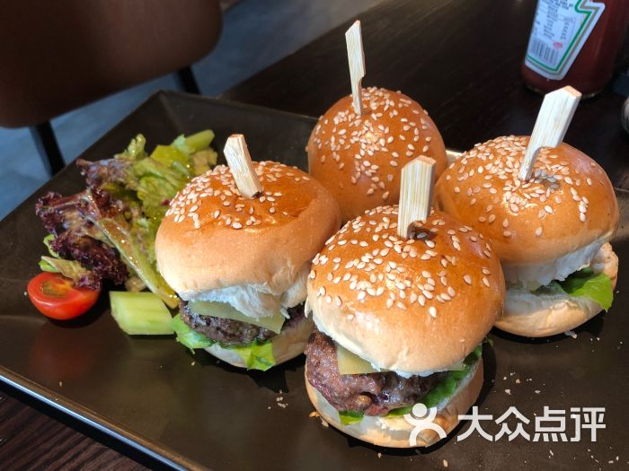 bluefrog蓝蛙(国贸商城店)牛肉迷你汉堡图片 - 第3张