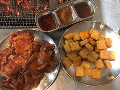 -马路牙子烧烤音乐酒馆(望京店)