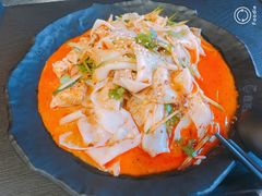 -鑫龙福麻辣烫(明洞站店)