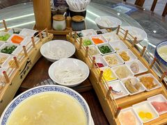 -香麒园·过桥米线·南湖雅宴