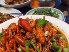 -川流不息·地道川菜·小龙虾(松东路店)