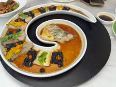 -品海楼·大连海胆锅贴馆(东港店)