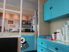 -精悦蓉(松江万达广场店)