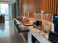 -万荟轩海鲜·粤式点心自助餐厅(蓝海风万怡酒店)