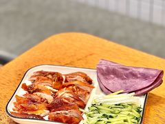 -品味斋片皮烤鸭(下沙宝龙店)