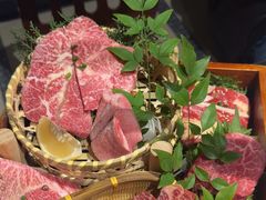 -山川小町·极番烧肉(新地假日广场店)