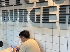 -麦当劳(江湾镇店)