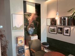 -luutosa  cafe & tea 鹿兔山