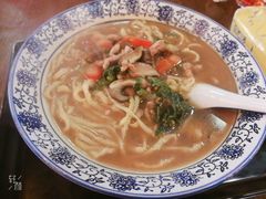 -憨憨熊美食广场(下沙宝龙广场店)