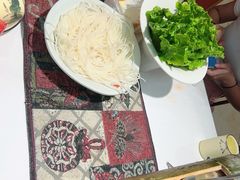 -刘姐啤酒鱼民族演艺餐厅(西街总店)