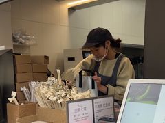 -喜茶(上海淮海中路渔阳里店)