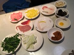 -桥香园云南过桥米线(金马碧鸡店)