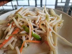 芦苇根炒肉丝-梦缘水乡·湖景餐厅