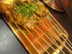 -何师烧烤·香辣蟹·川菜·30年老品牌(太古里旗舰店)