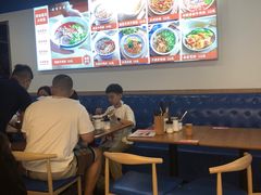 -小灶派· 地道兰州牛肉面(宏发大厦店)