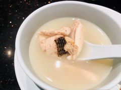 -马家斑.鲜鱼火锅(松湖万科店)