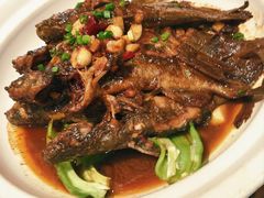 -黄泥岗·地道湖北菜(奥特莱斯店)