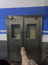 -罗亚帝造型·烫发染发