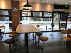 -麦当劳(电白服务区店)