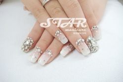 璀璨奶糖-STAR美甲店