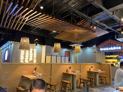 大堂-肖四女乐山跷脚牛肉(南汇大学城生活广场店)