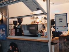 门面-AllorNothing横竖横咖啡(天虹店)