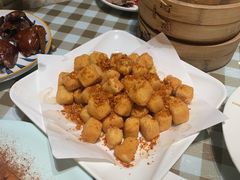 -新大咀港式茶餐厅(宝山万达店)