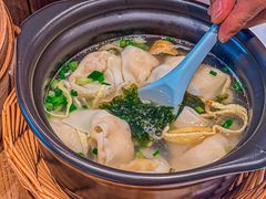 -馋三尺蟹粉小笼(人民广场店)