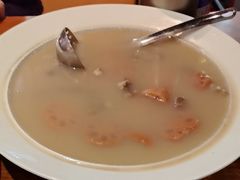 -鱼亨小鲜酸菜鱼(大信店)