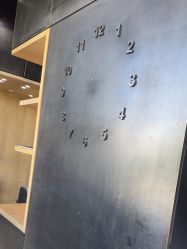 -韩国李知恩形象设计