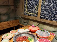 -城墙拐拐火锅(三峡广场黑金冠店)