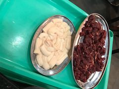 -牛一煲美食(江高店)